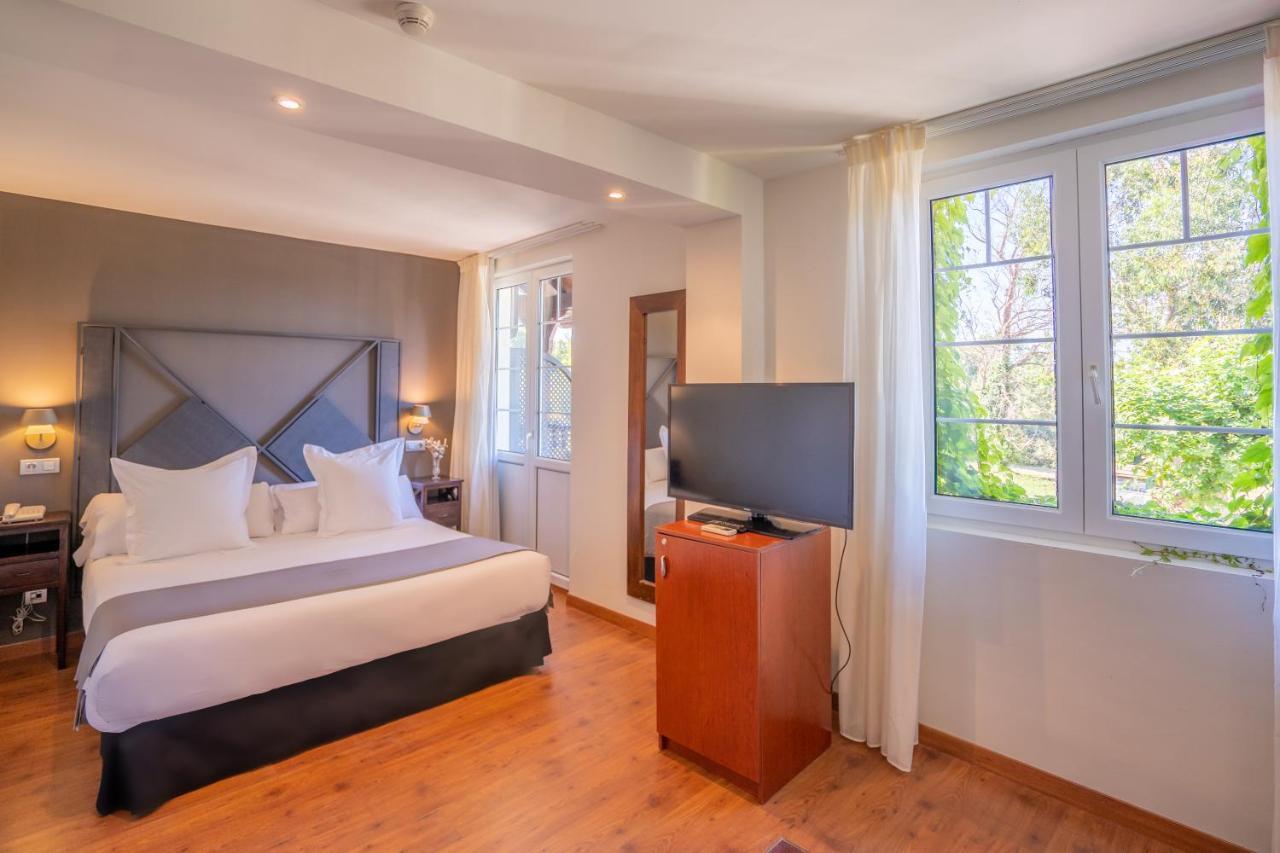 Junior Suite,1386007190:JPEG