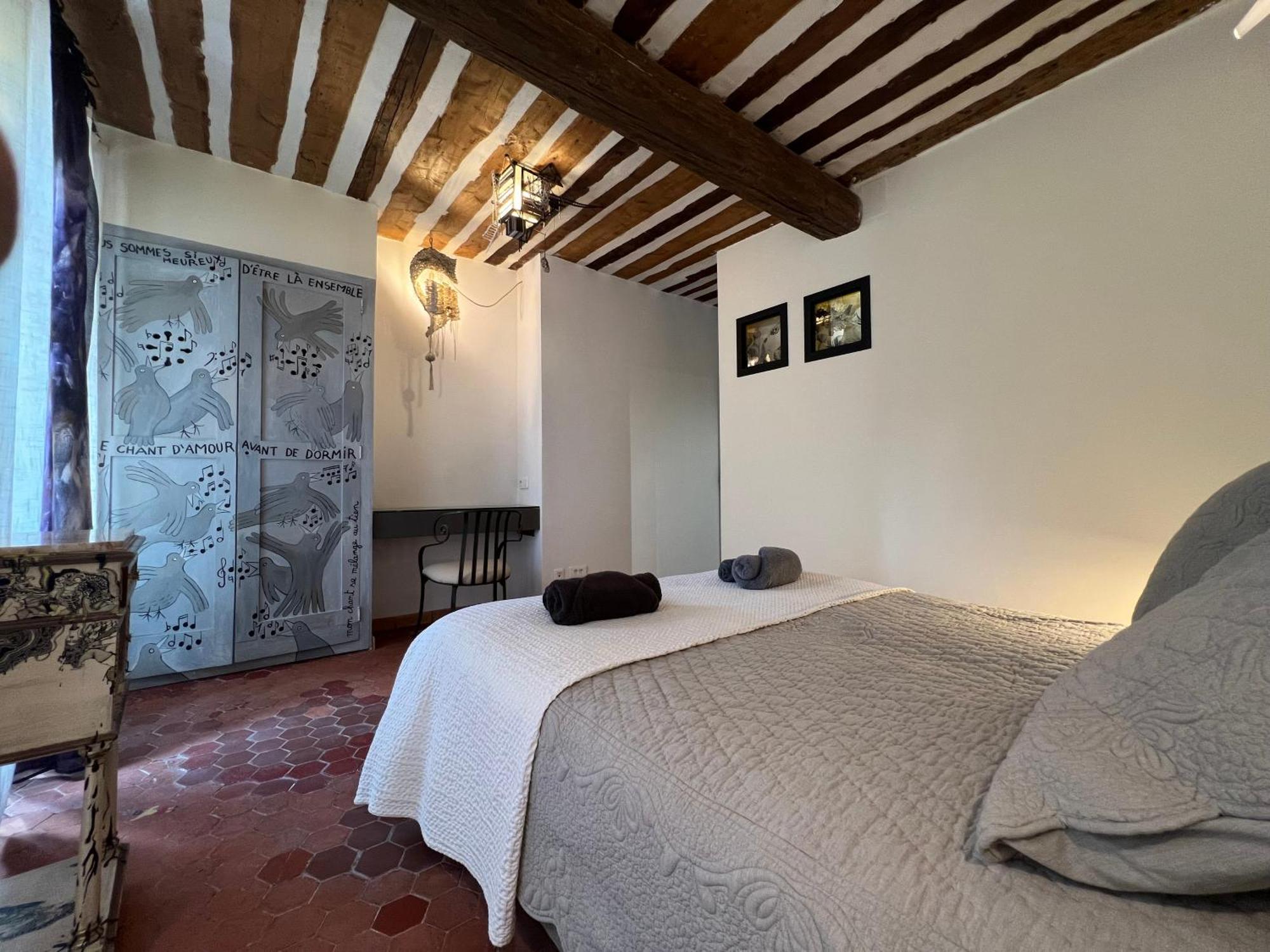 Double Room Private Bathroom