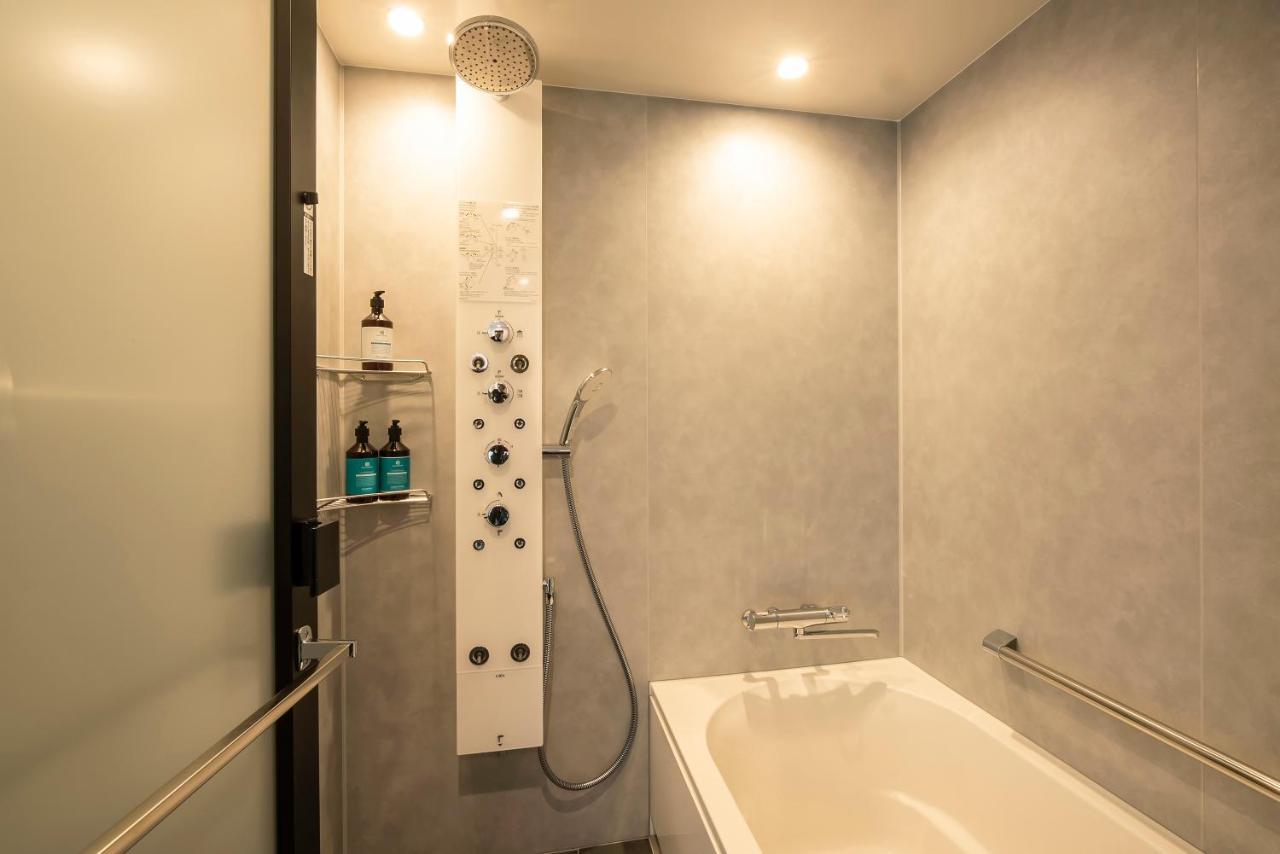 Chambre Lits Jumeaux Standard B avec Petit-Déjeuner Léger Gratuit - Non-Fumeurs