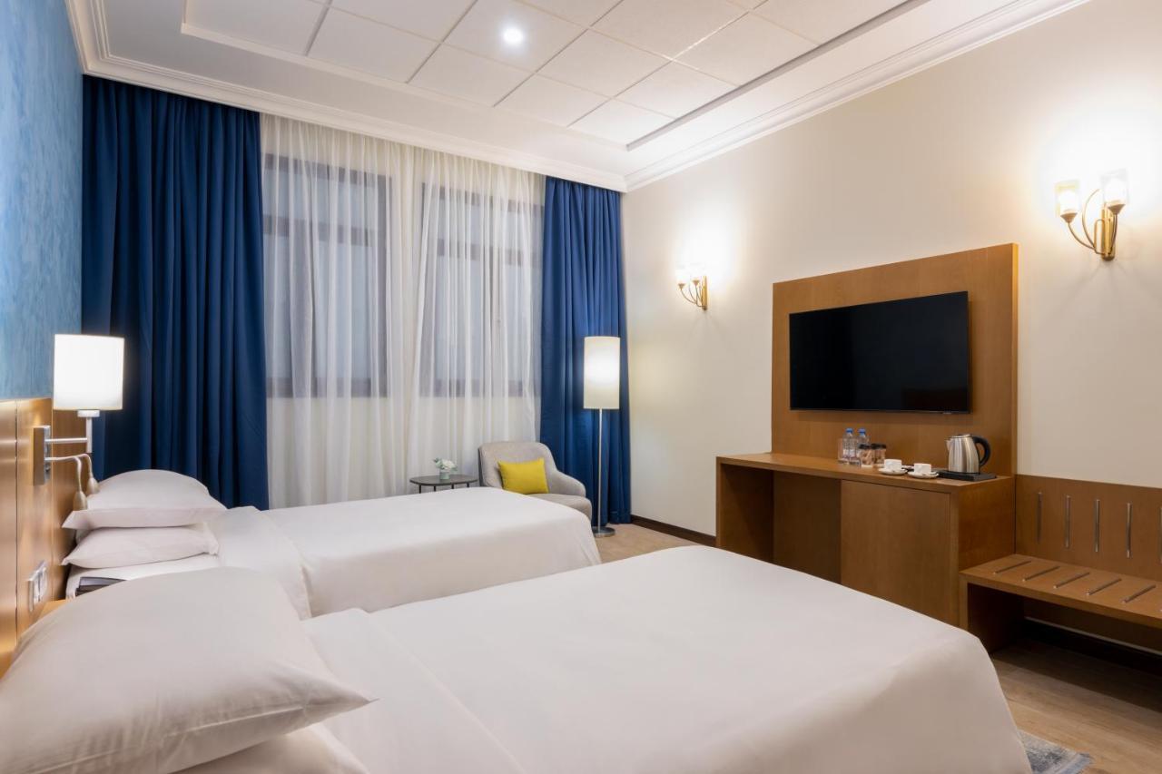 Large Twin Room