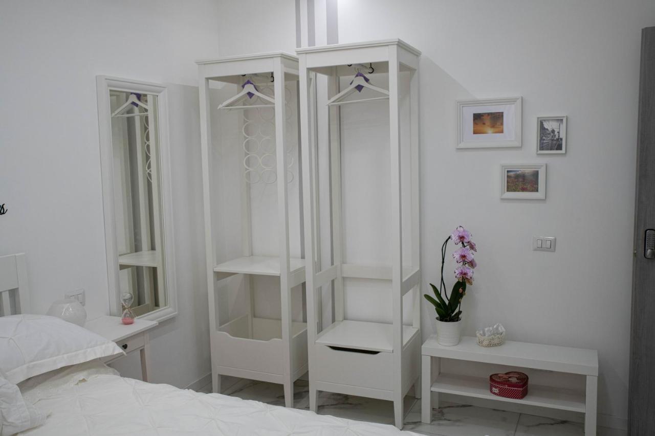 Double Room Private External Bathroom