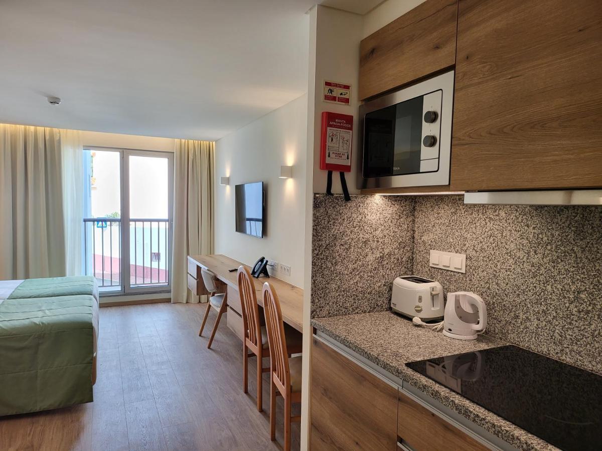 Standard Single Room,1317606667:JPEG