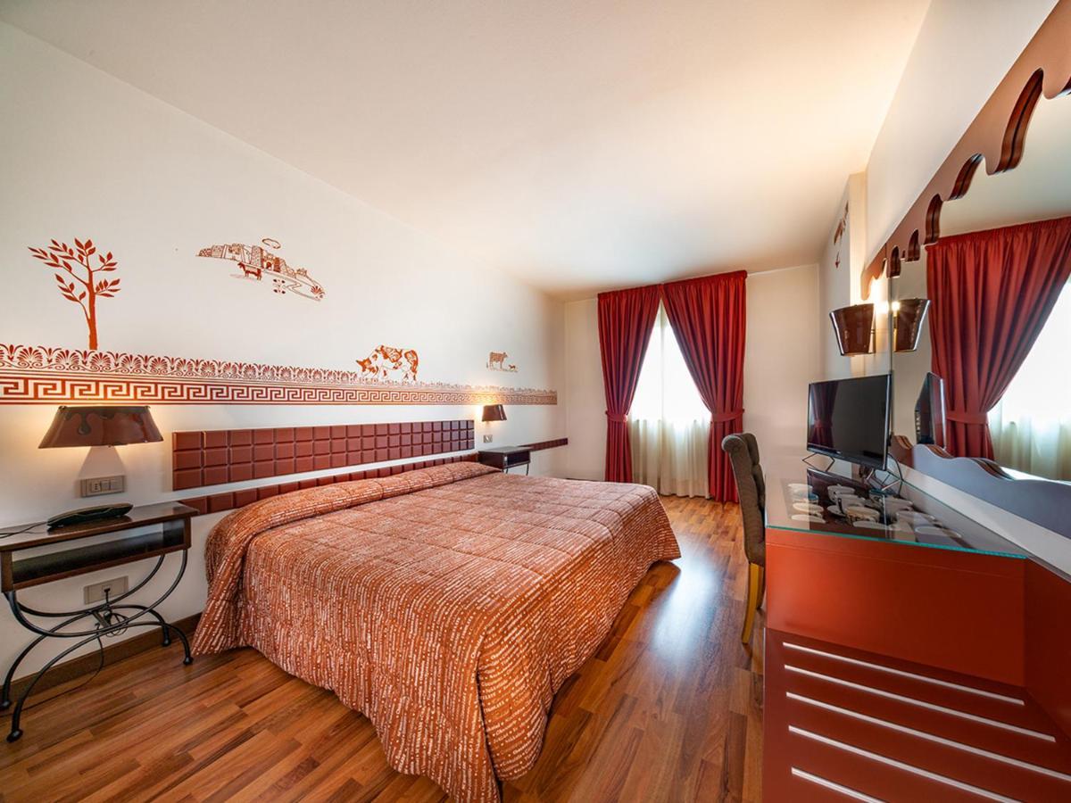 Superior Double or Twin Room,1319558488:JPEG