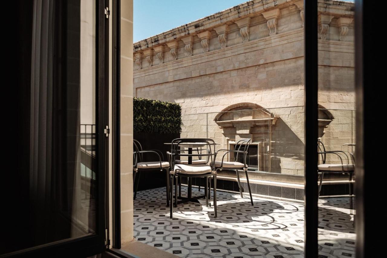 Deluxe Suite with Terrace,1731536321:JPEG