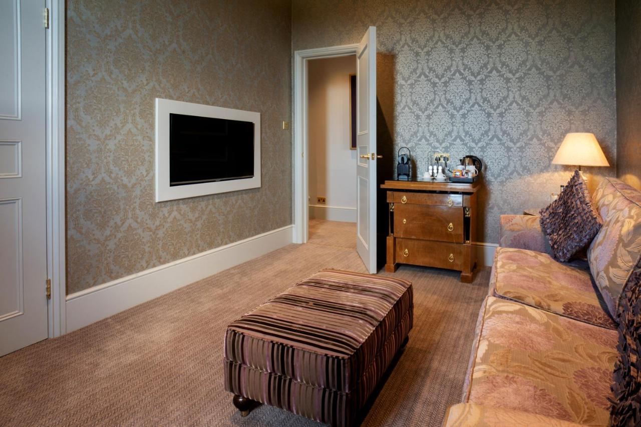 Penthouse Suite