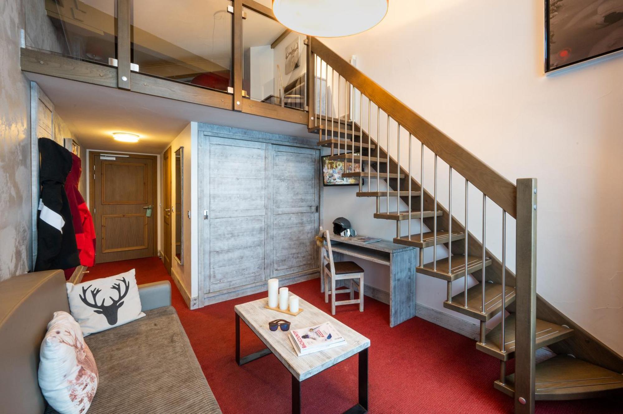 Mezzanine Suite