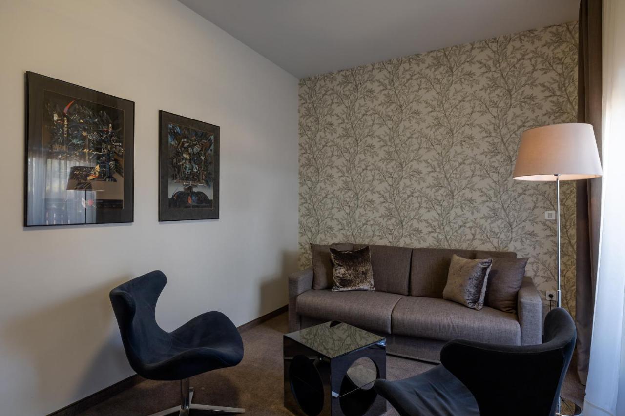Dreibettzimmer mit Terrasse