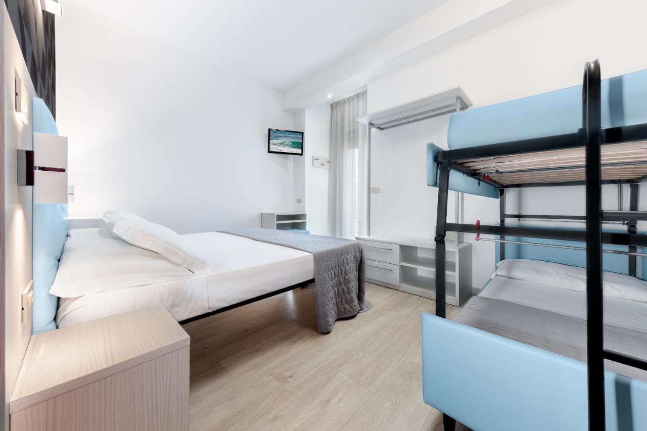 Triple Room,1366269458:JPEG