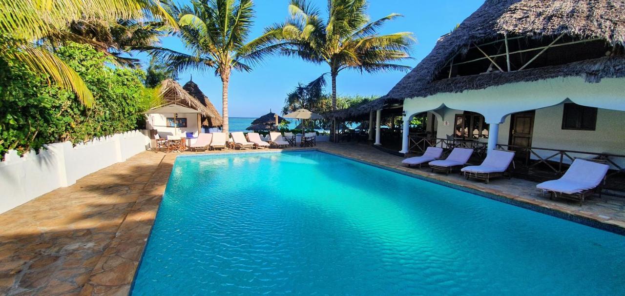 Double Room with Pool View