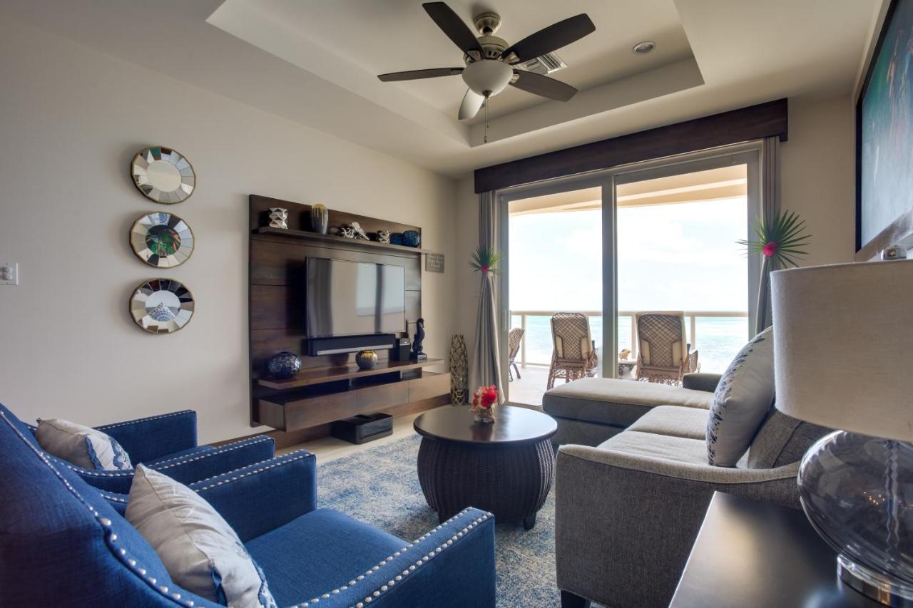 One-Bedroom Ocean Front Deluxe