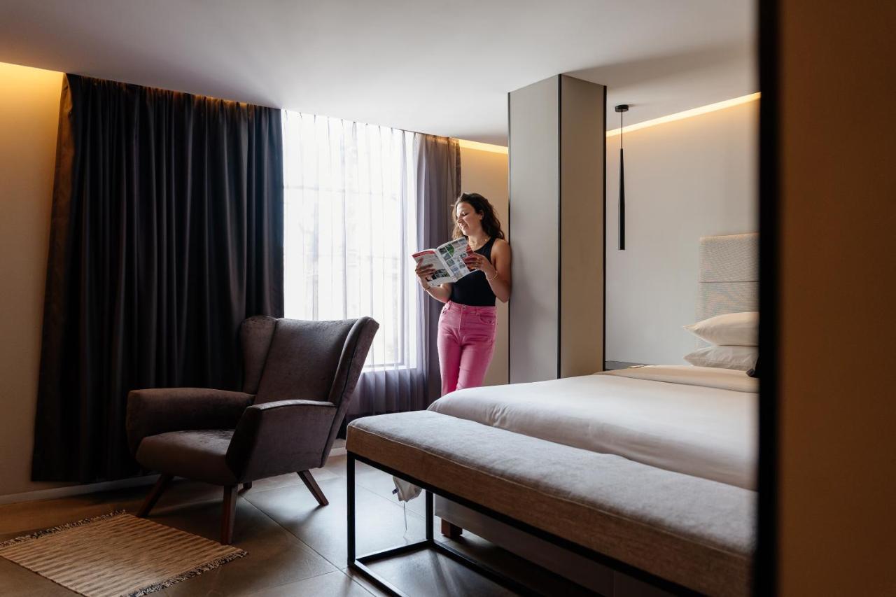 Superior King Suite