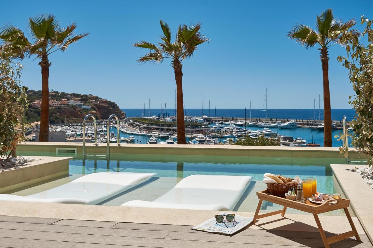 Superior Double Room Swim Up Sea View