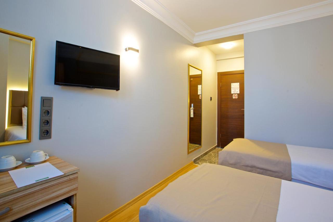 Standard Twin Room,1419453804:JPEG