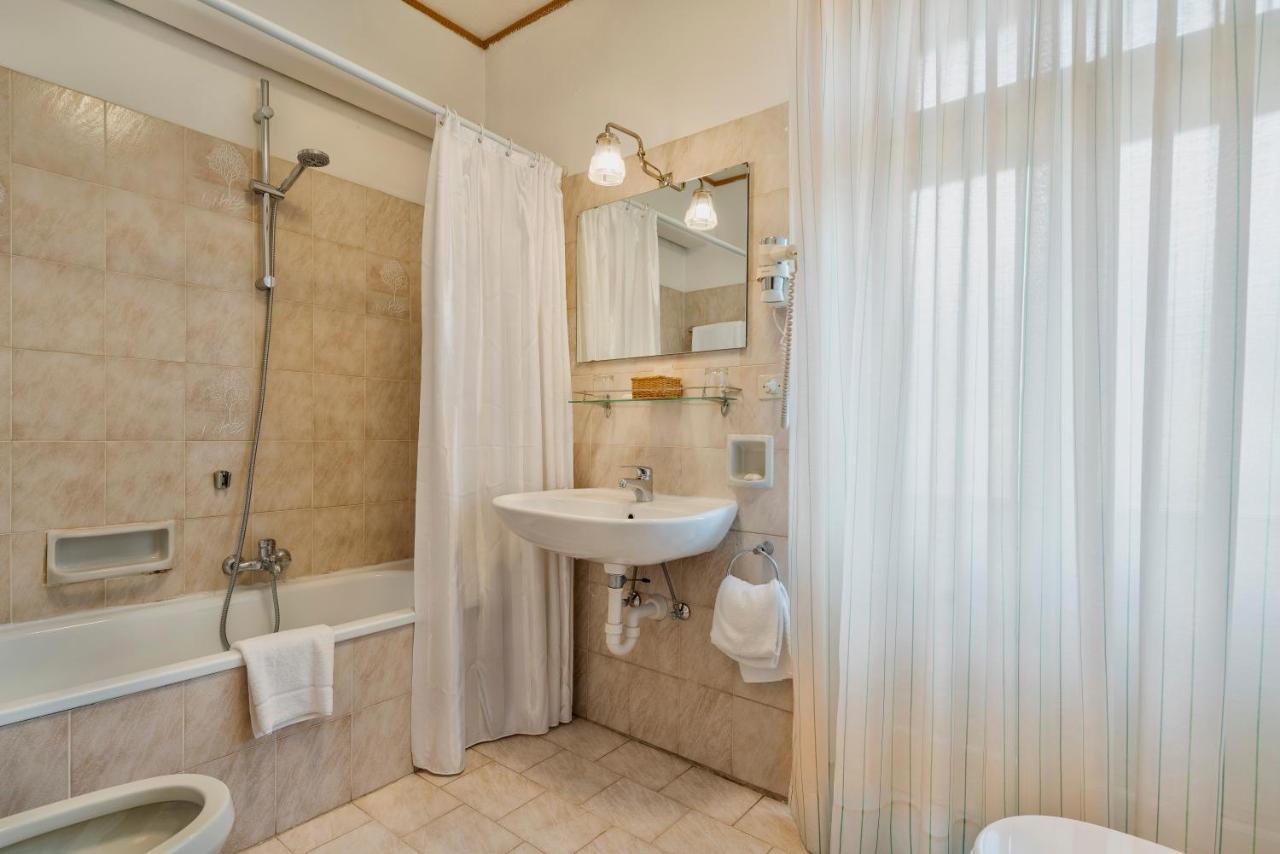 Comfort Double or Twin Room with Balcony