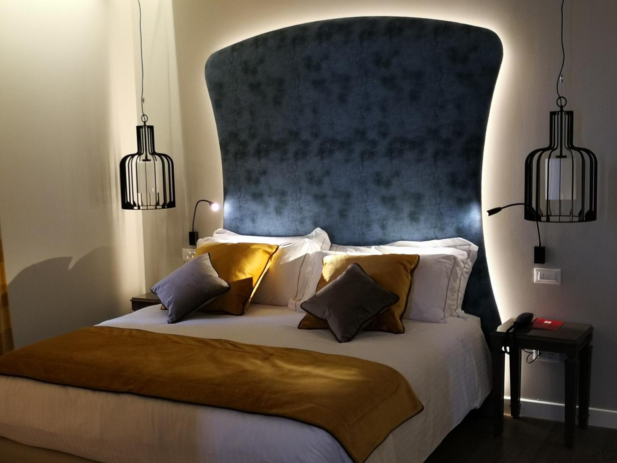 Premium Double or Twin Room,1739367810:JPEG
