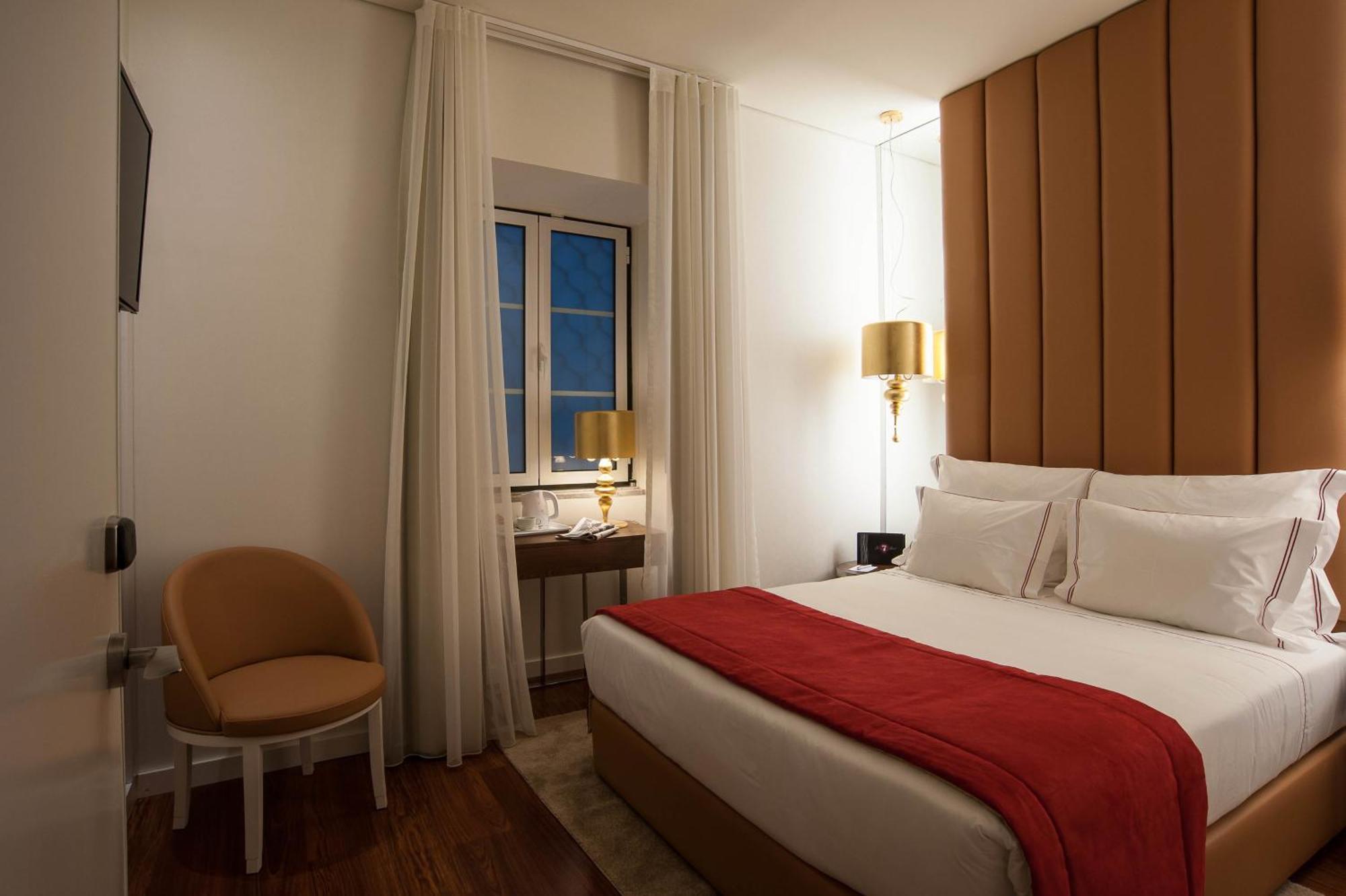 Double Room with Interior View,1352554927:JPEG