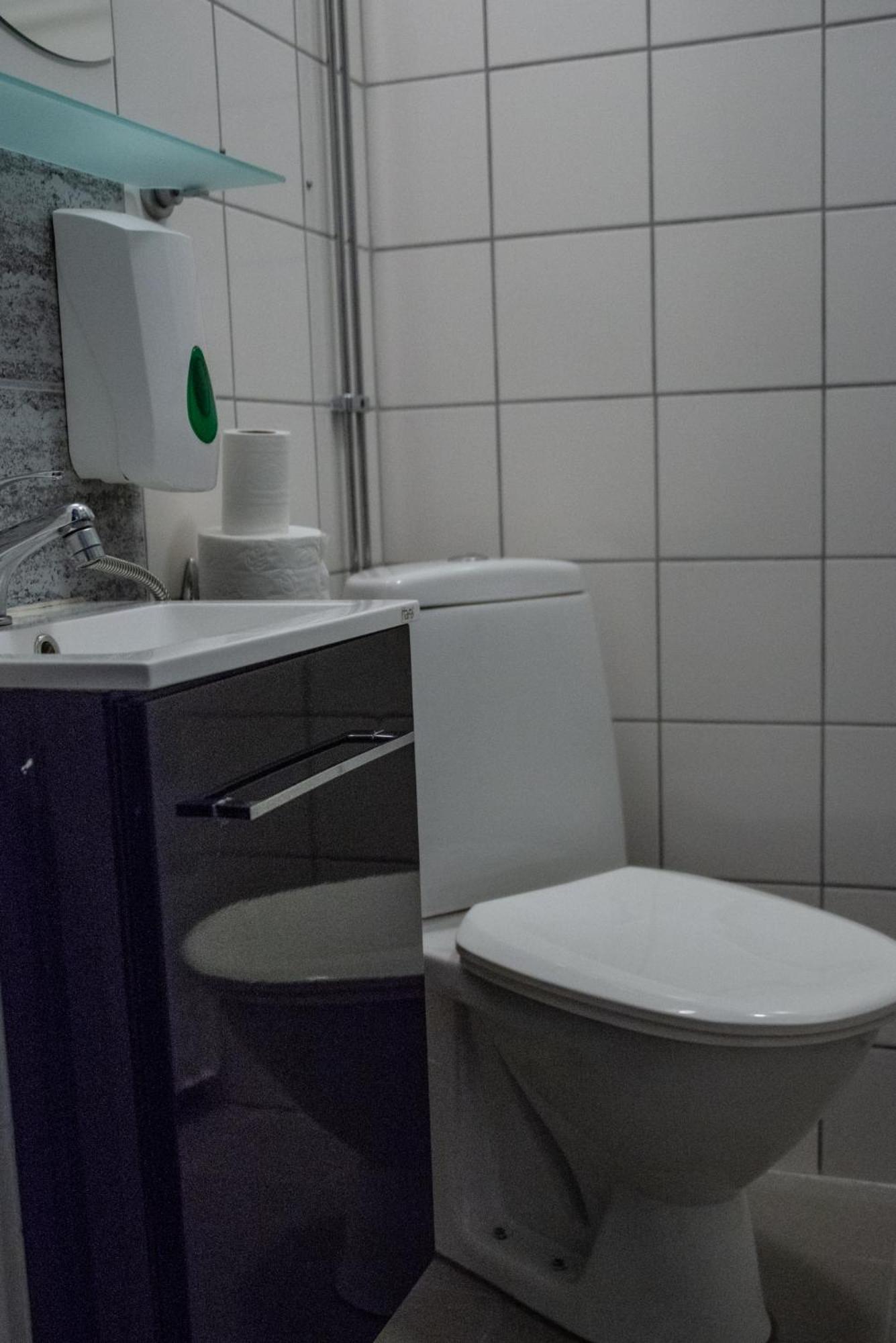 Standard Twin Room Private bathroom,1434094081:JPEG