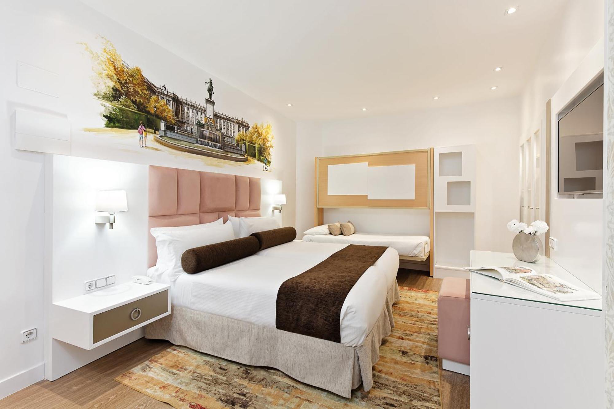 Standard Quadruple Room