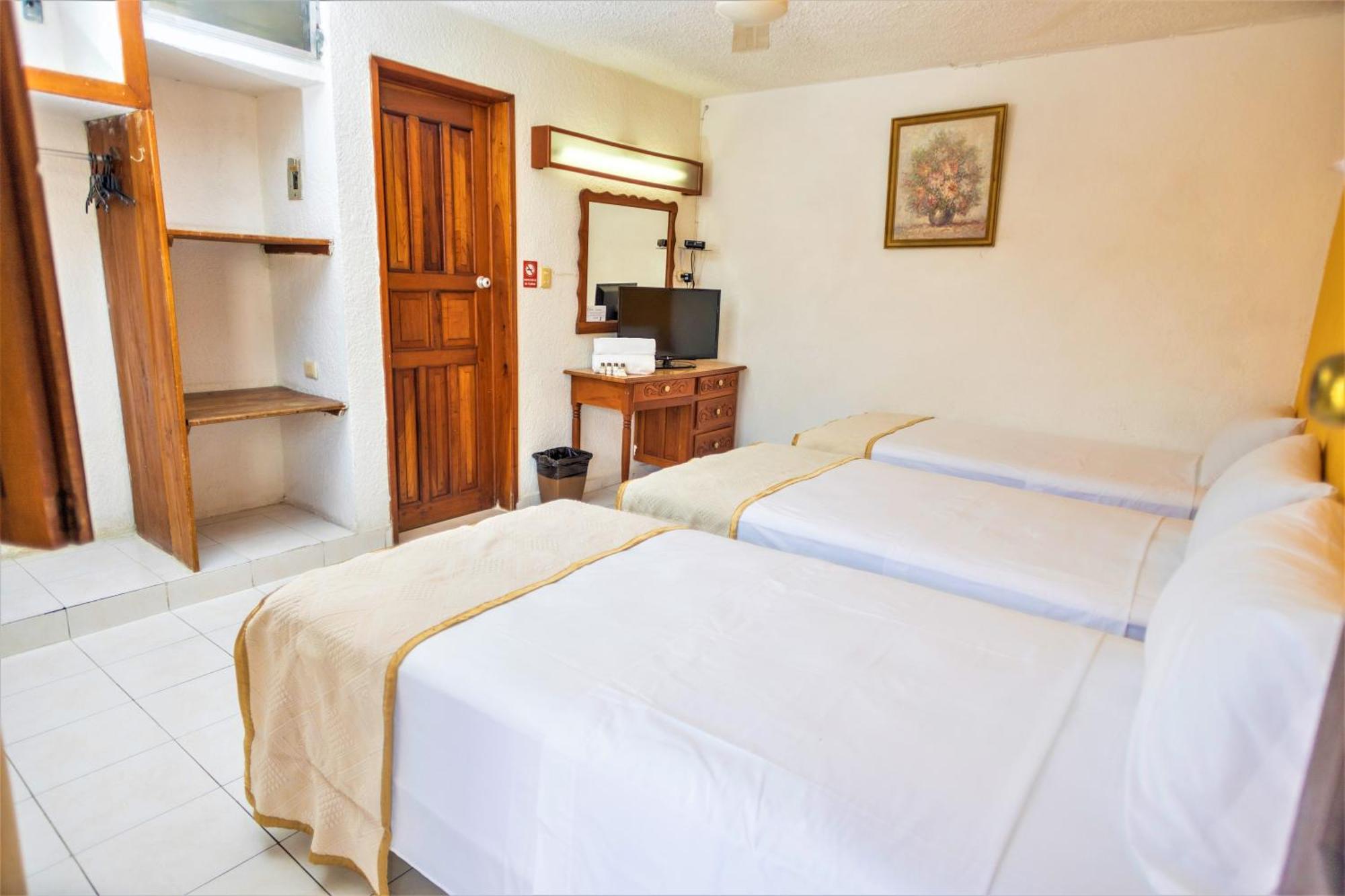 Basic Triple Room