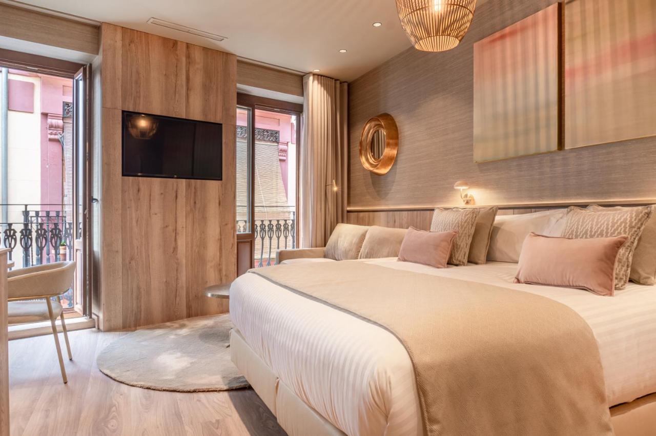 Double Room with Balcony,1469198894:JPEG