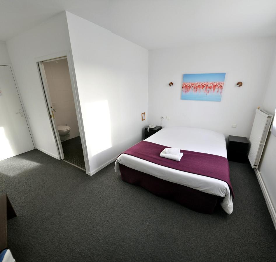 Chambre Double - Accessible aux Personnes à Mobilité Réduite