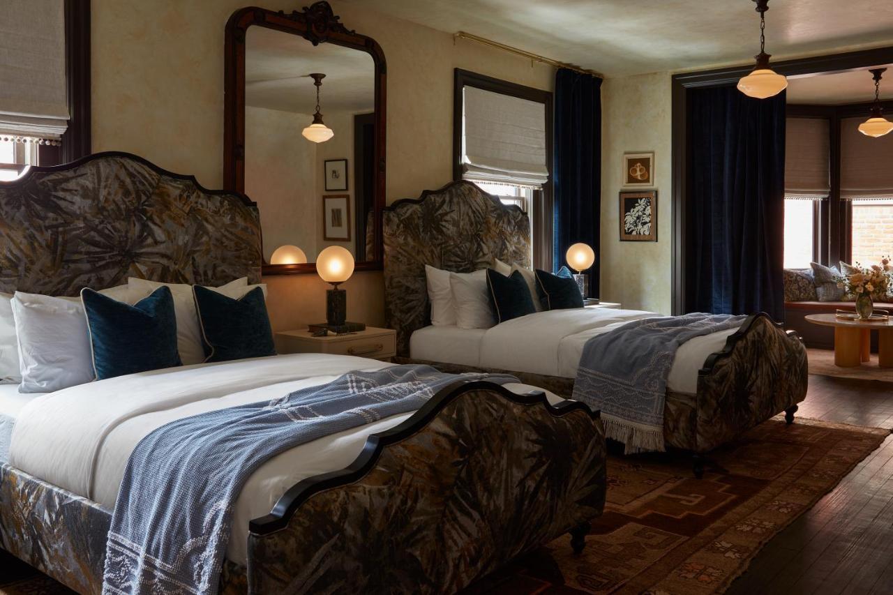Deluxe Queen Room with Two Queen Beds,1469394116:JPEG