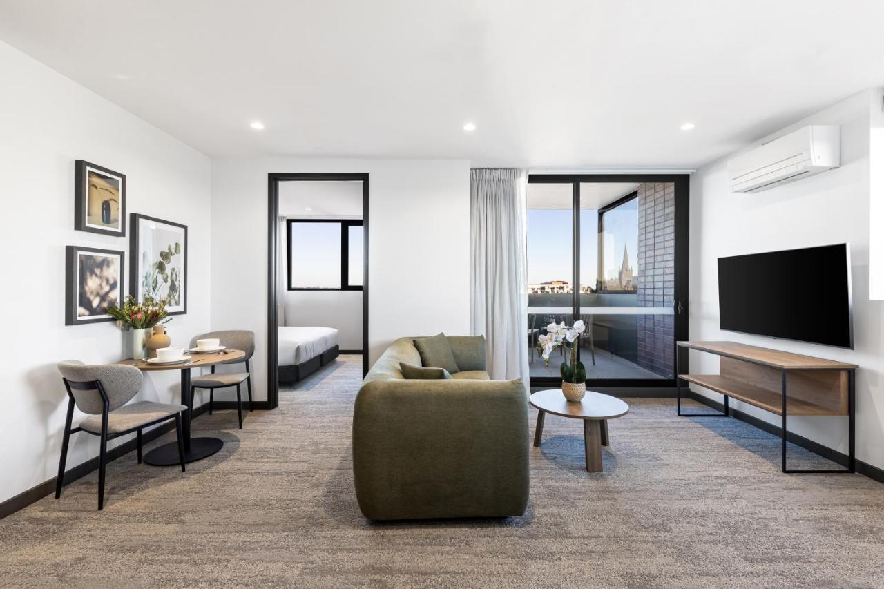 One-Bedroom Apartment,1478429860:JPEG