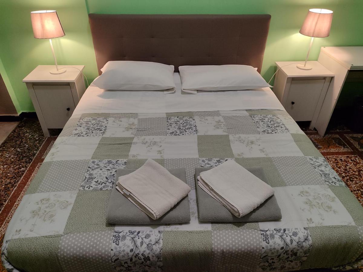 Double Room,1499313721:JPEG