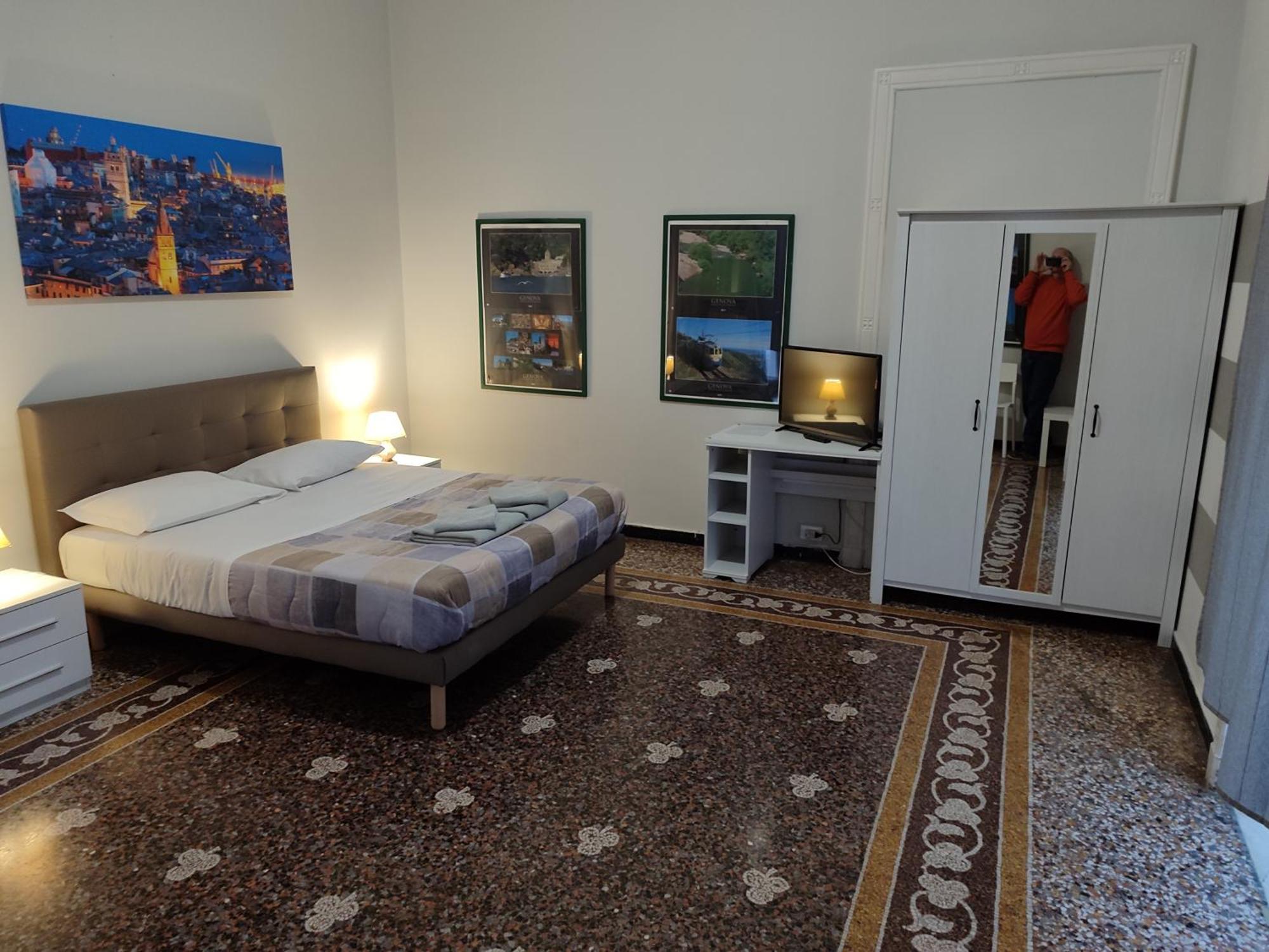 Double Room Private External Bathroom