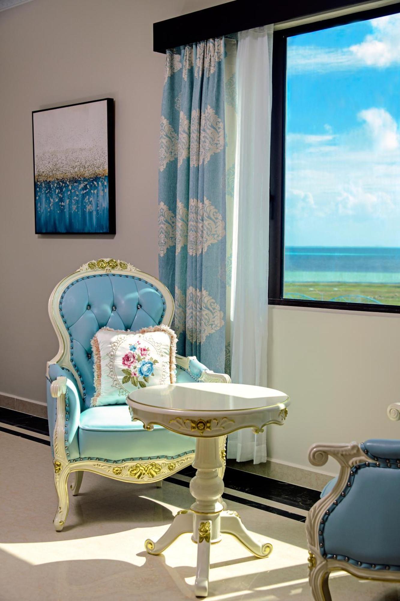 Deluxe Suite (Non Sea View),1507457623:JPEG