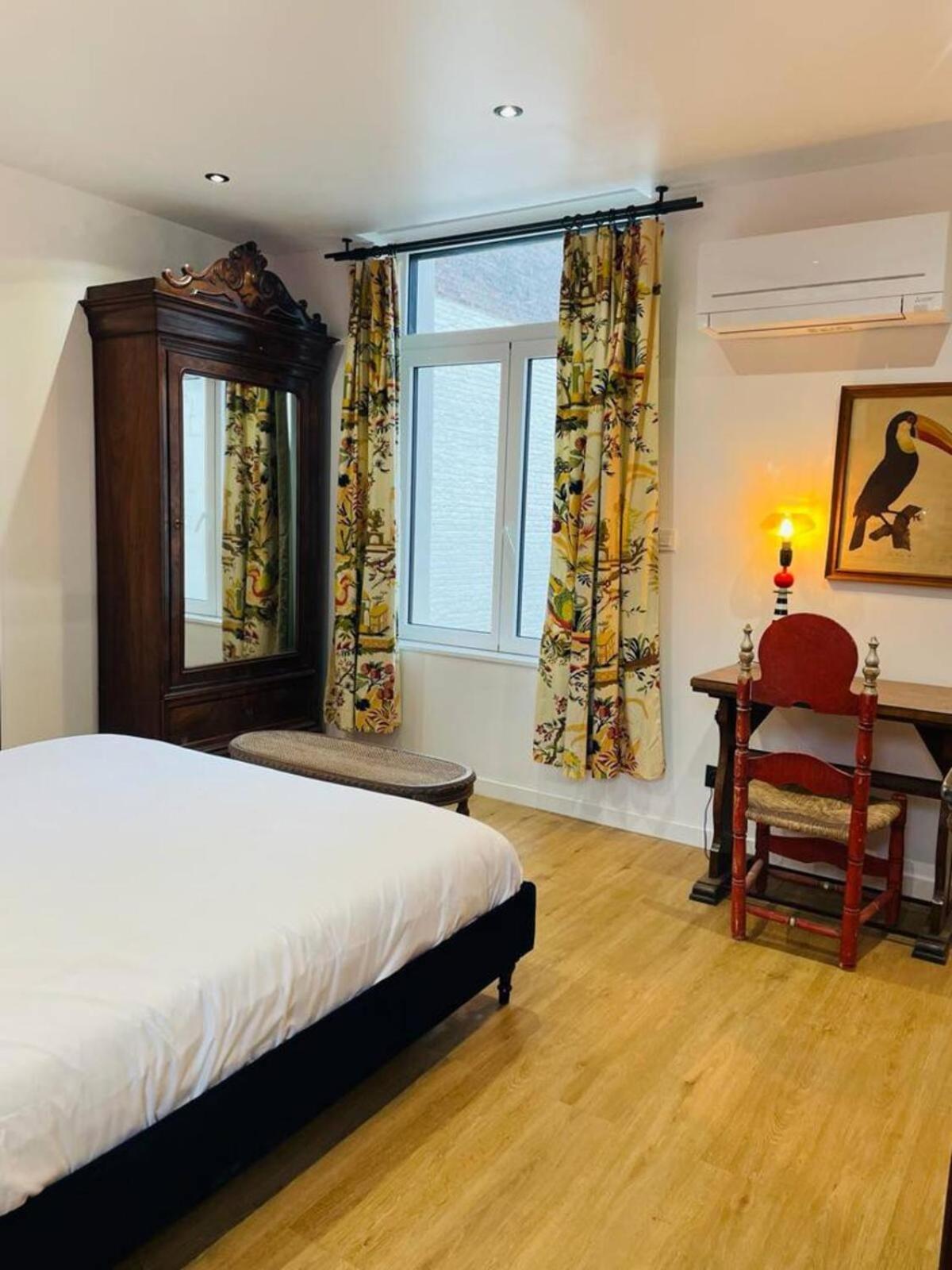 Double Room Private Bathroom