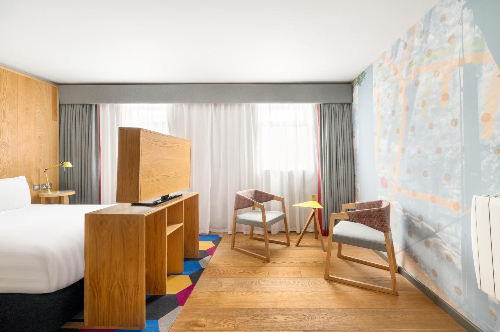 Superior King Room