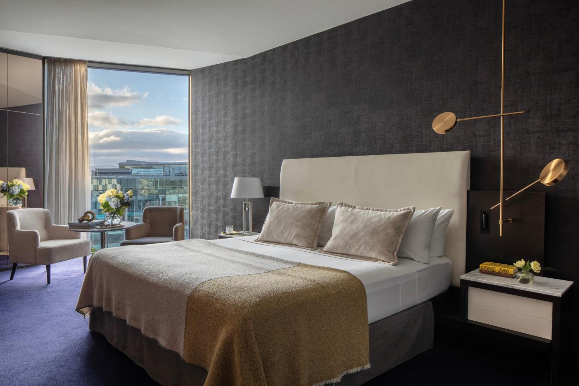 Premium Kamer met Uitzicht en Extra Bed (2 Volwassenen + 1 Kind)