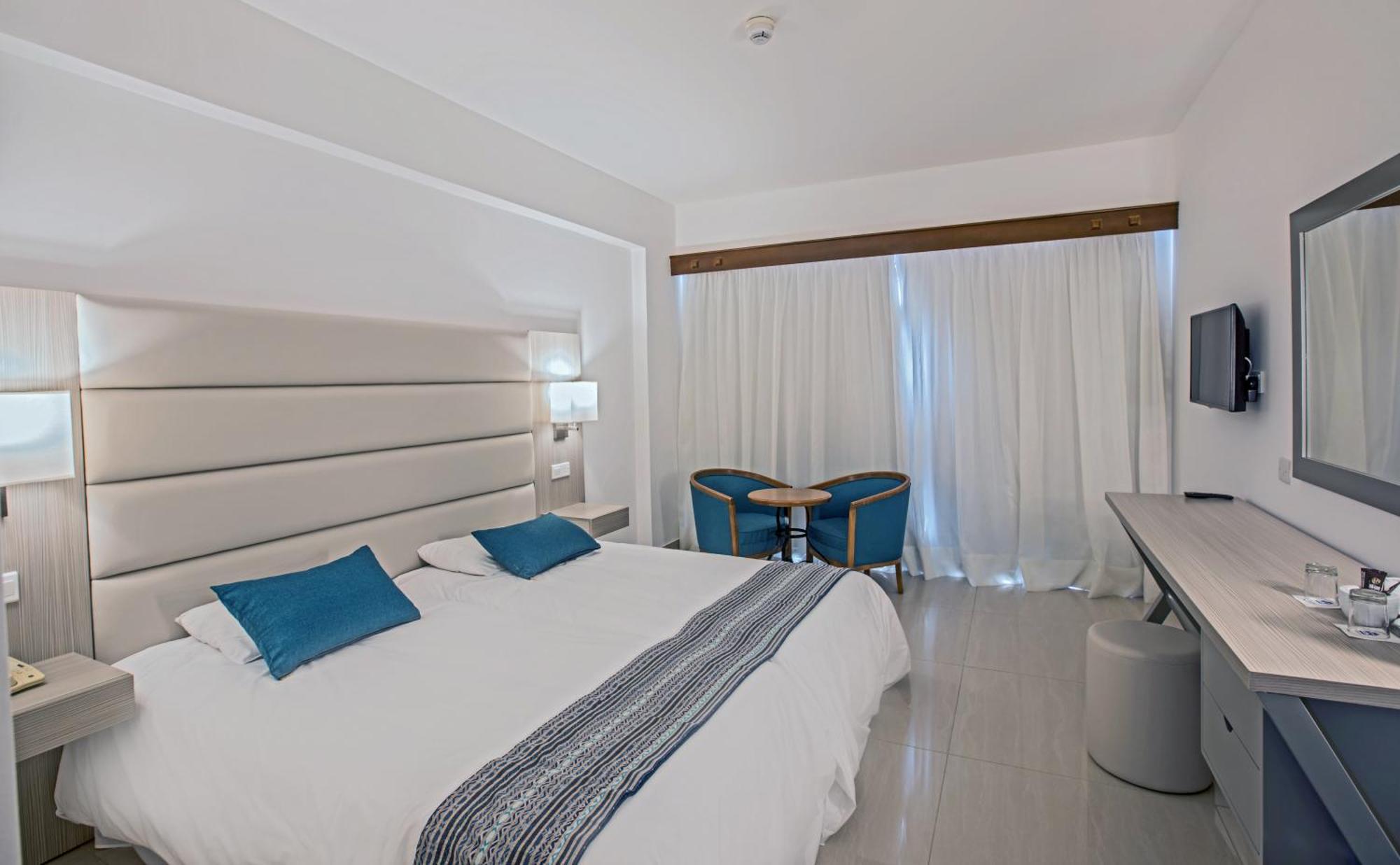 Standard Double or Twin Room Inland View,1356816596:JPEG