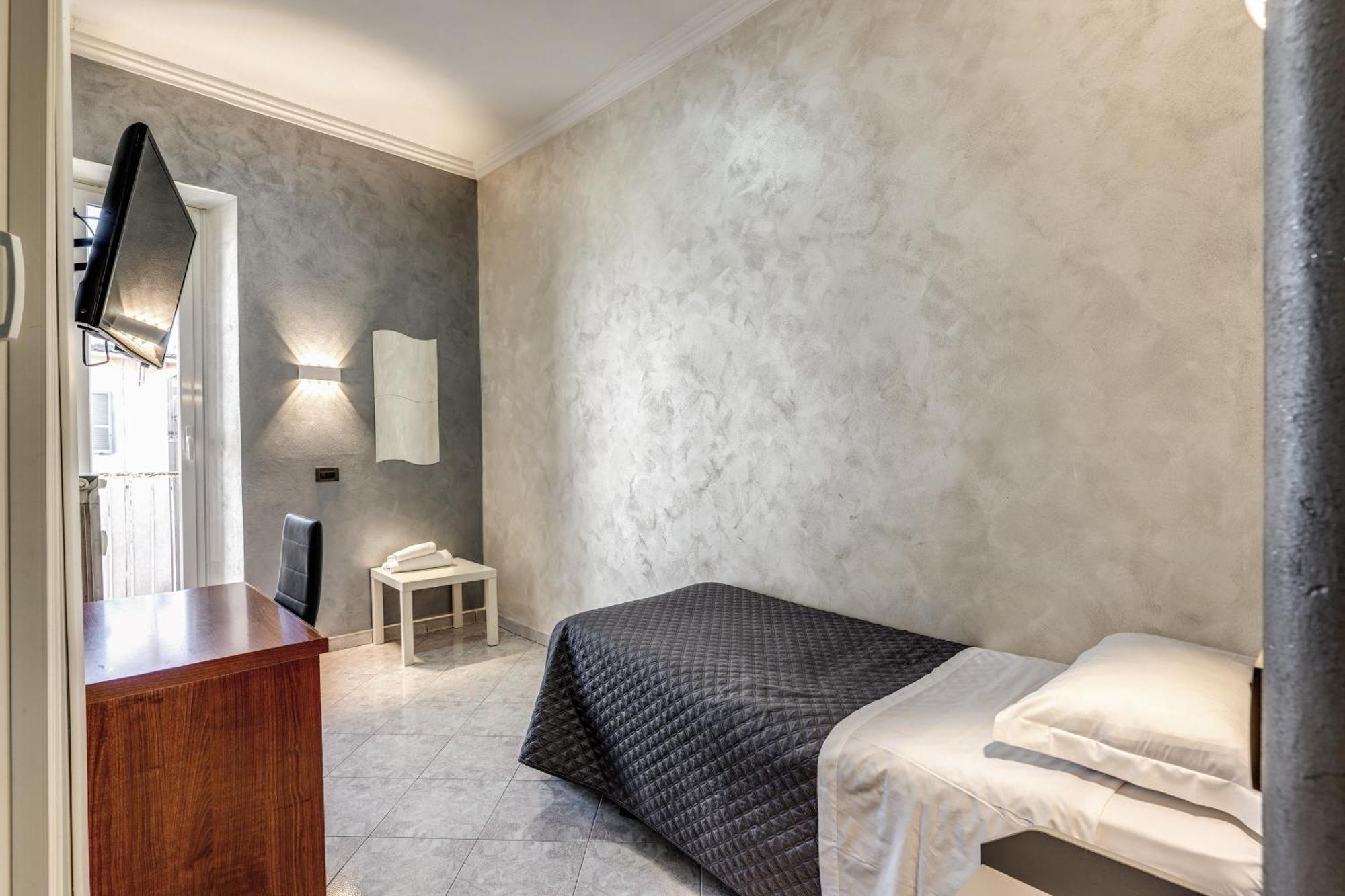 Single Room,1528676500:JPEG