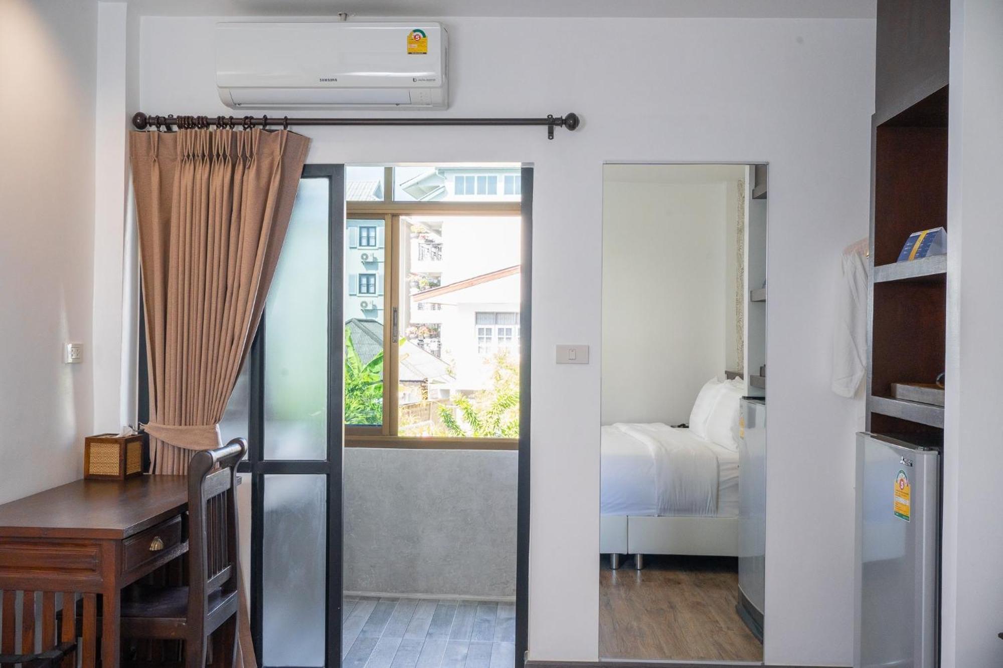 King Room Garden View