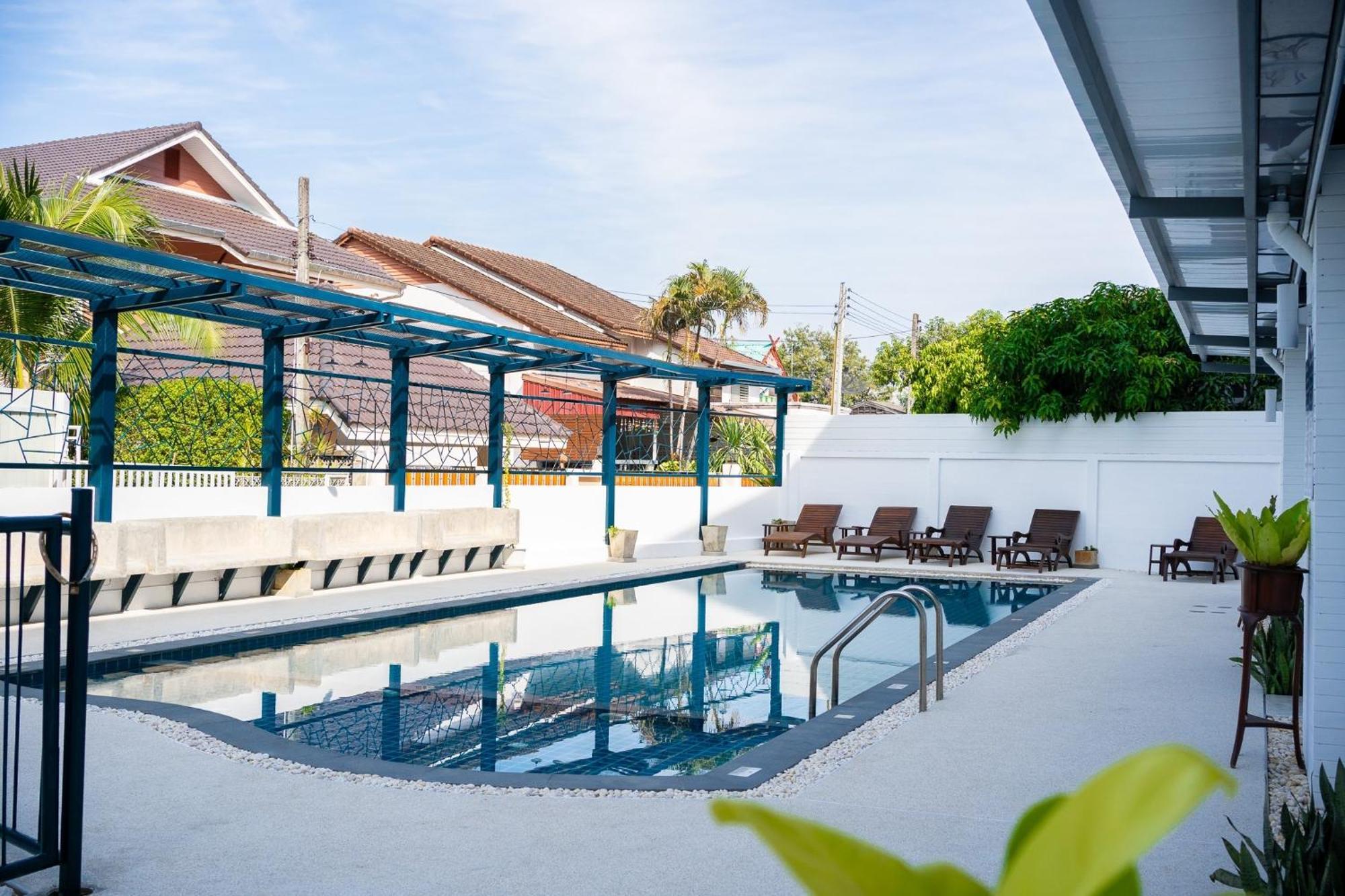 Double or Twin Room Swimming Pool Access