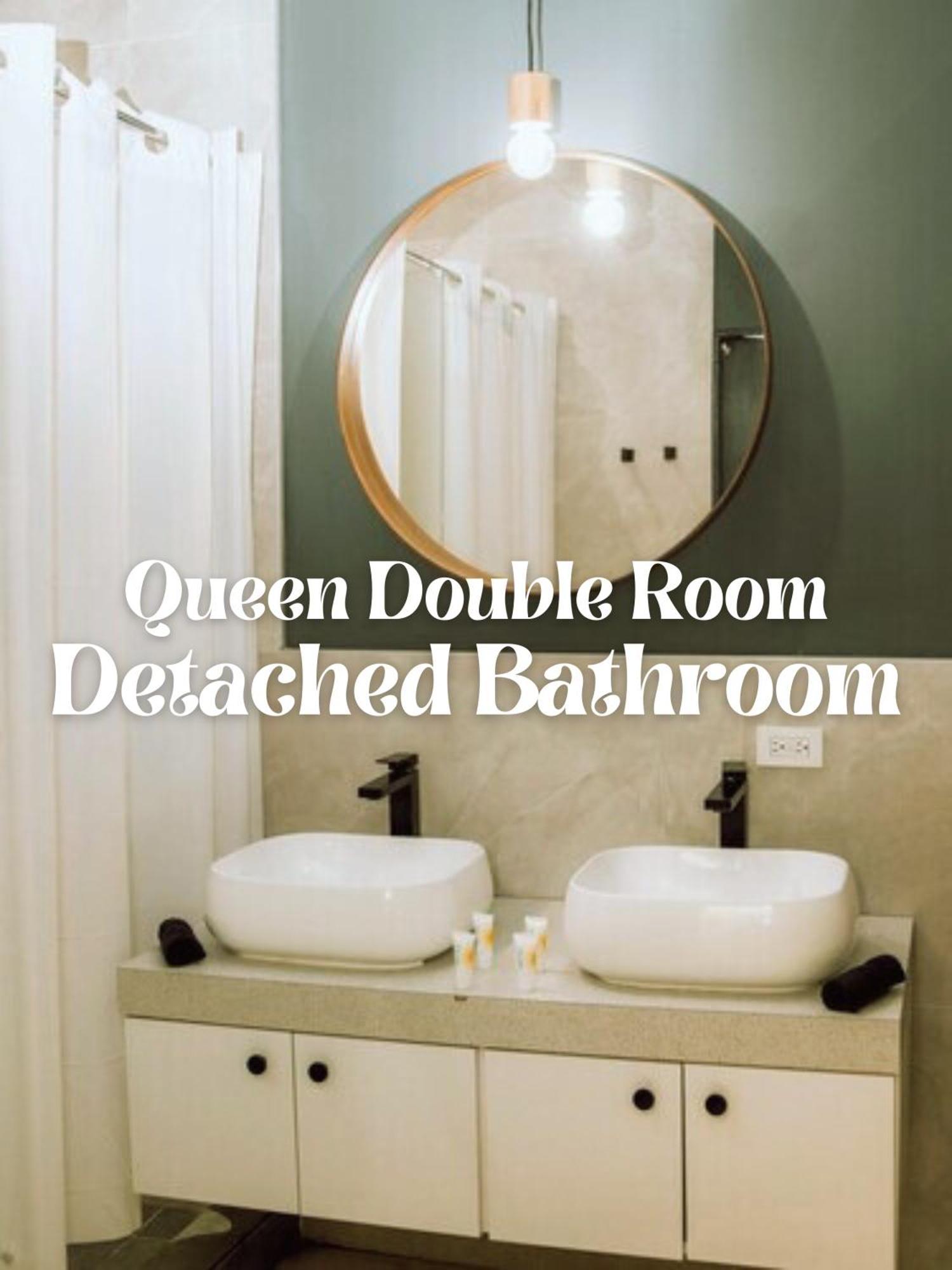 Double Room with Private External Bathroom,1538758450:JPEG
