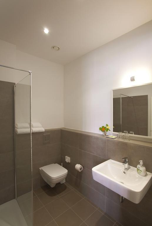 Double Room with Private Bathroom,220002158:JPEG