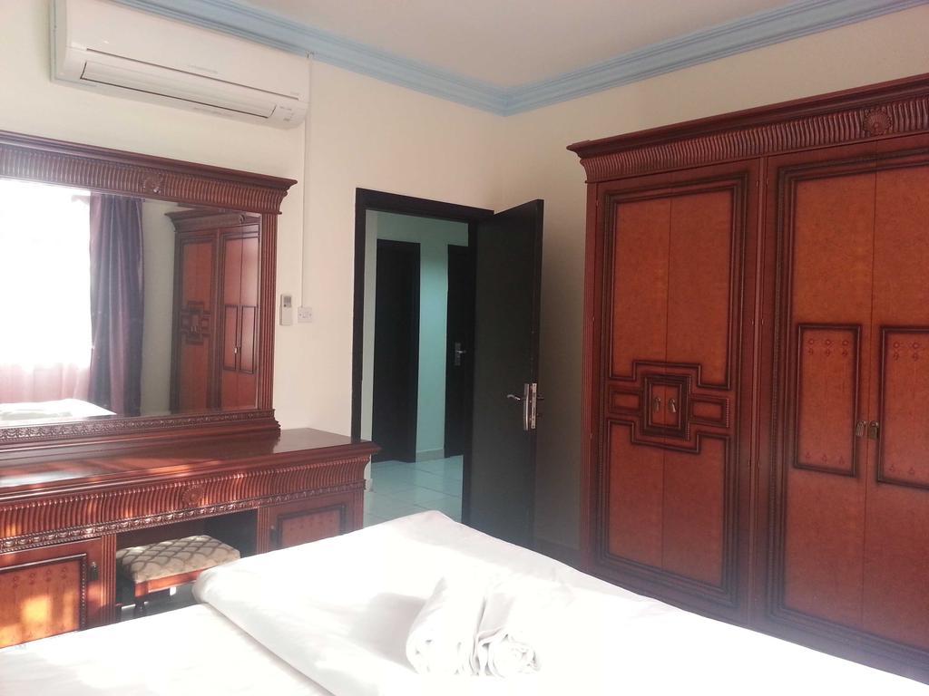 Deluxe Two-Bedroom Apartment