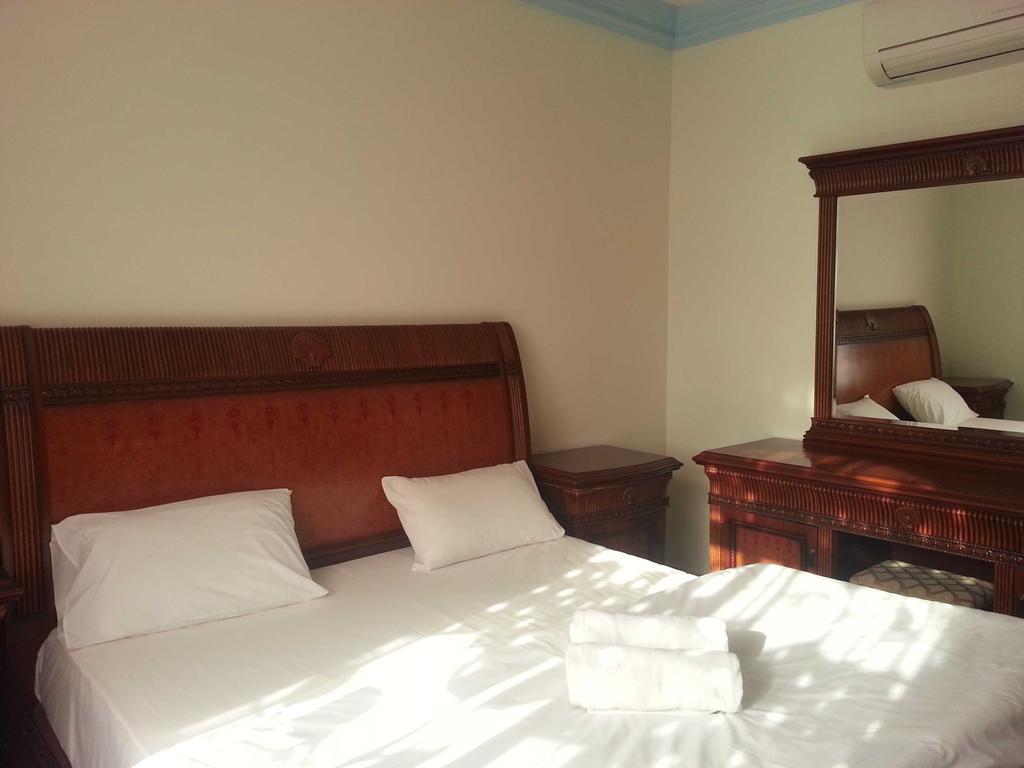 Deluxe Two-Bedroom Apartment