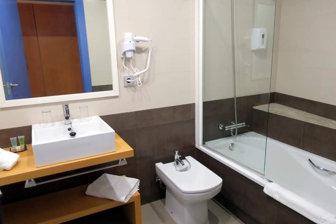 Standard Triple Room Sea View