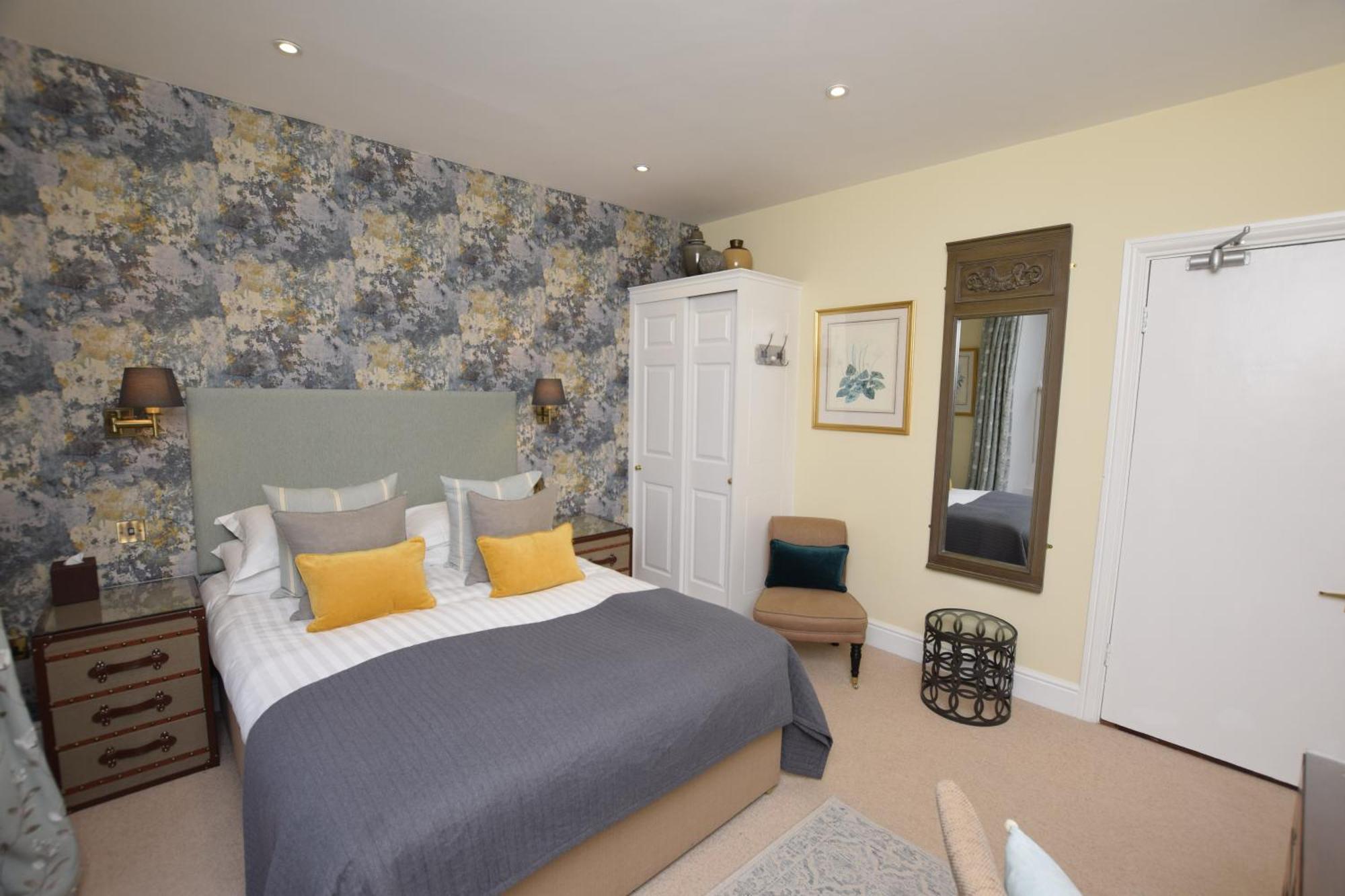 Superior Double or Twin Room