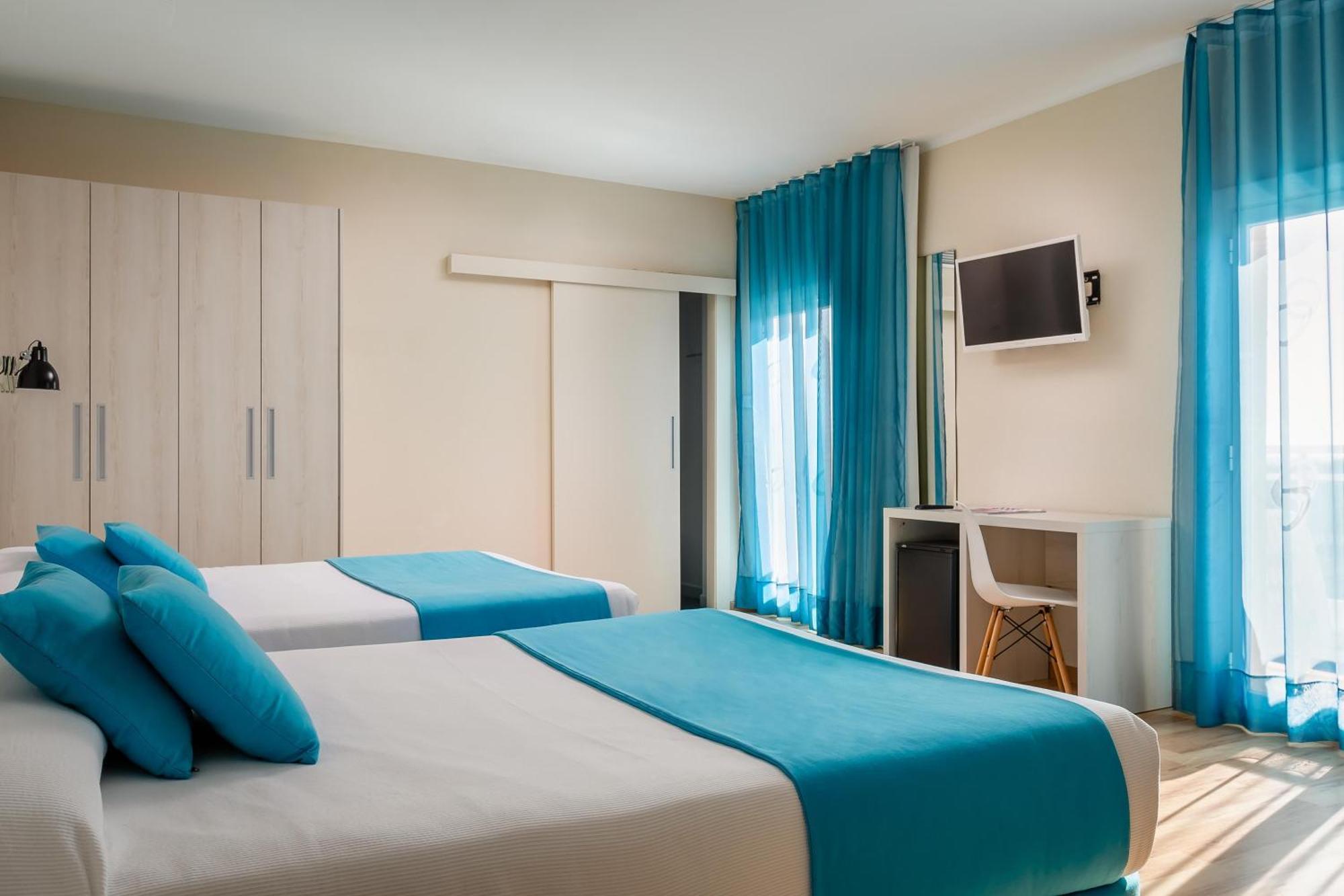 Quadruple Room,1548900799:JPEG