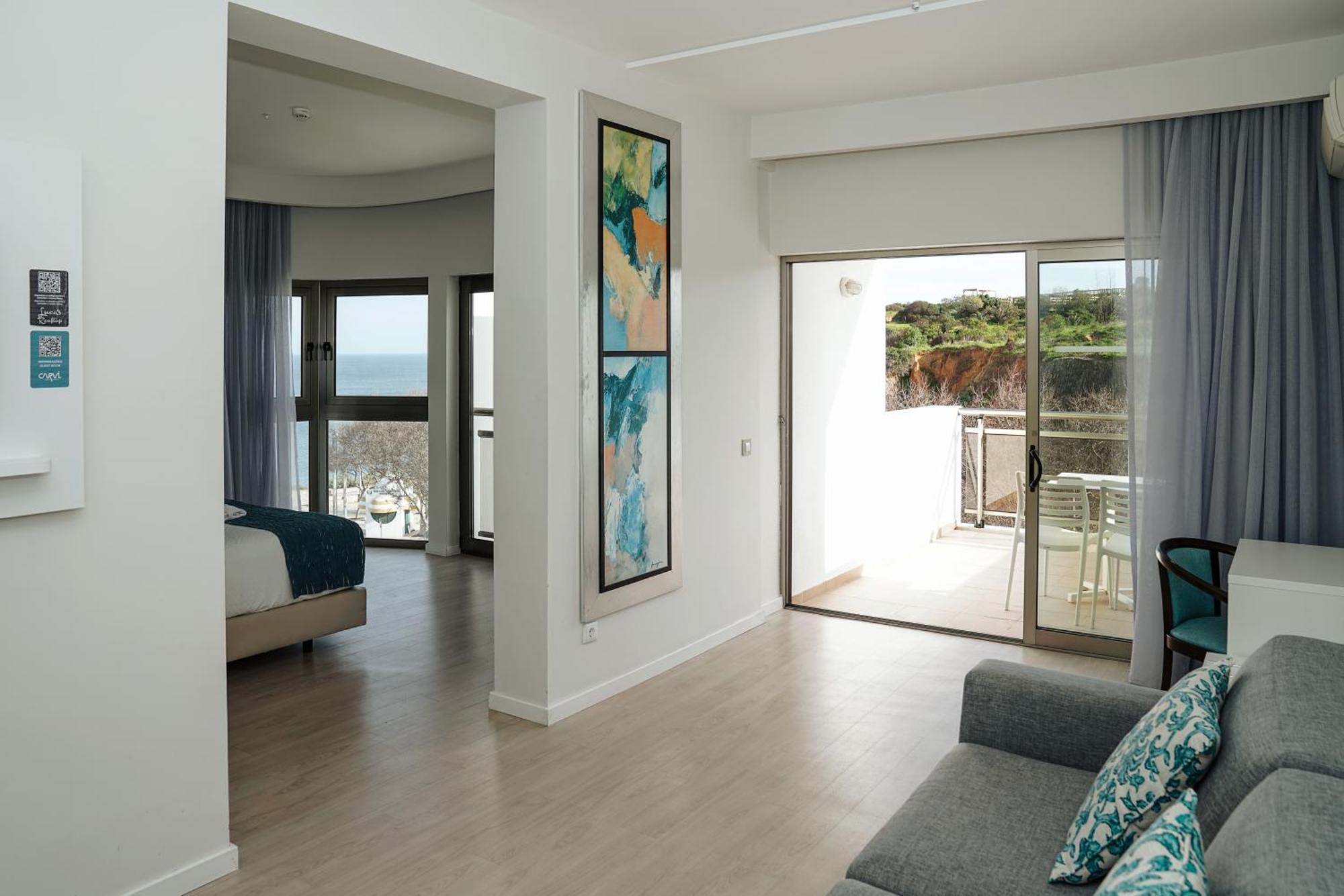 Junior Suite,1549512817:JPEG