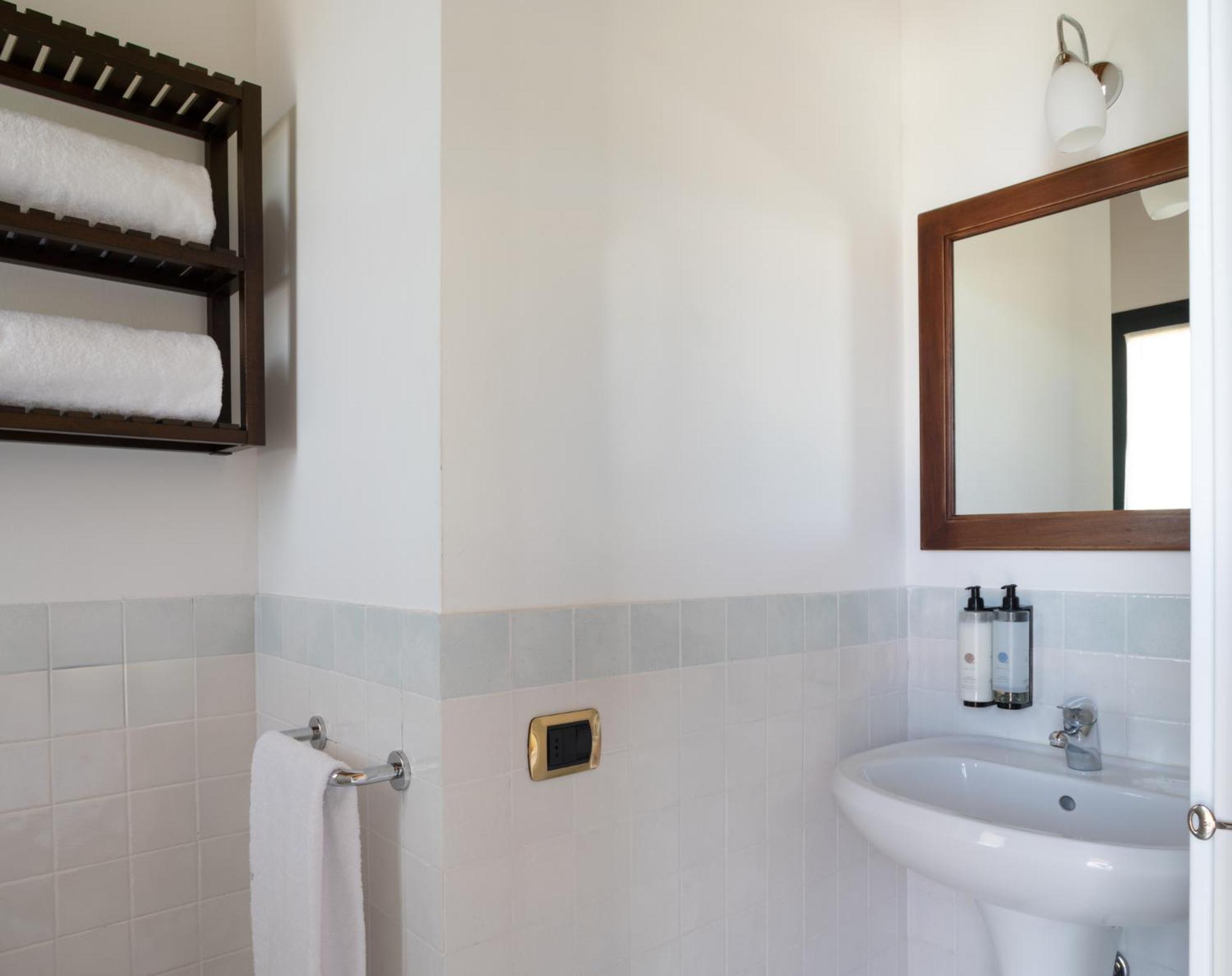 Standard-Suite mit 2 Schlafzimmern, Terrasse und Seeblick