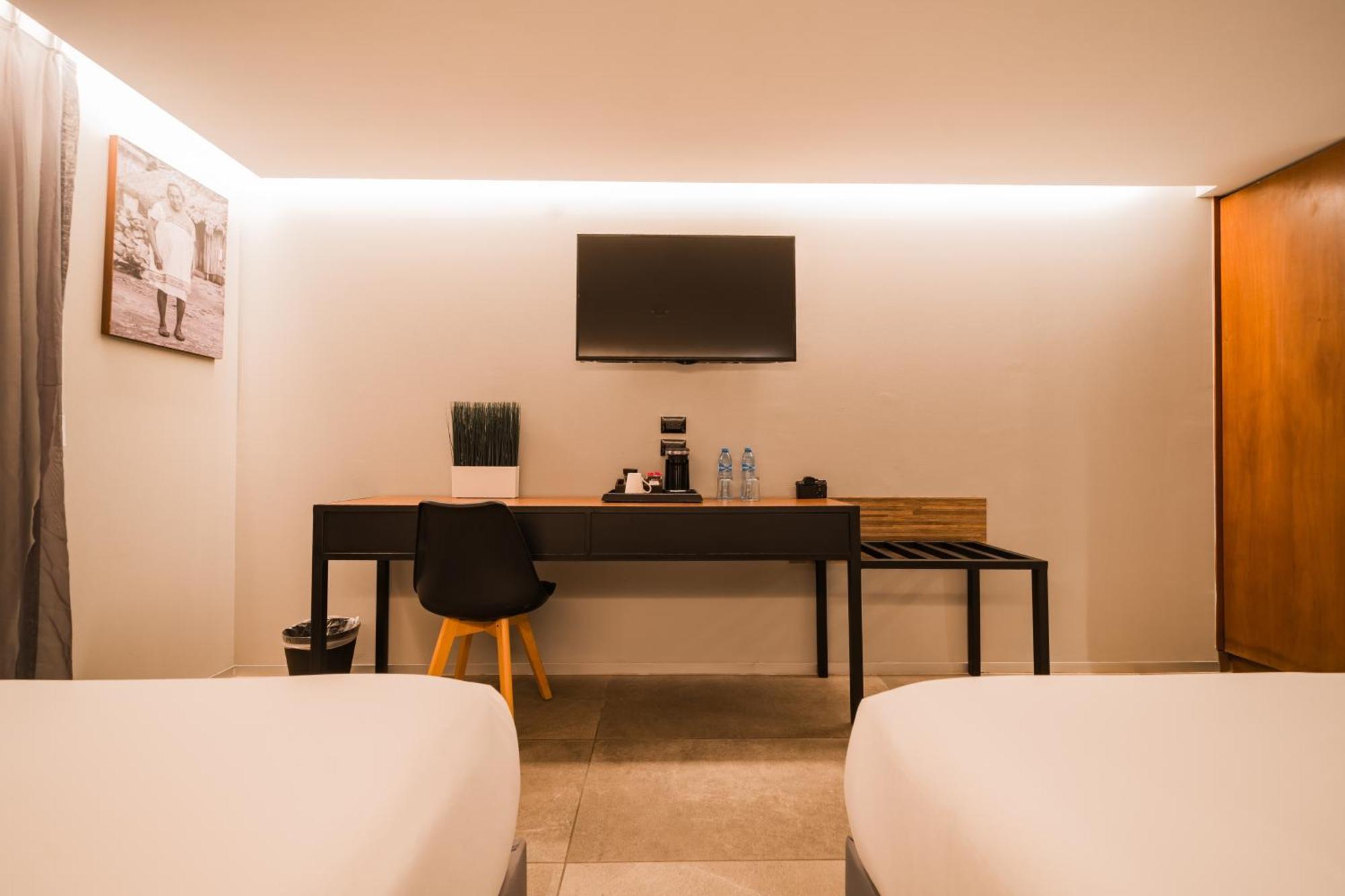 Standard Double Suite