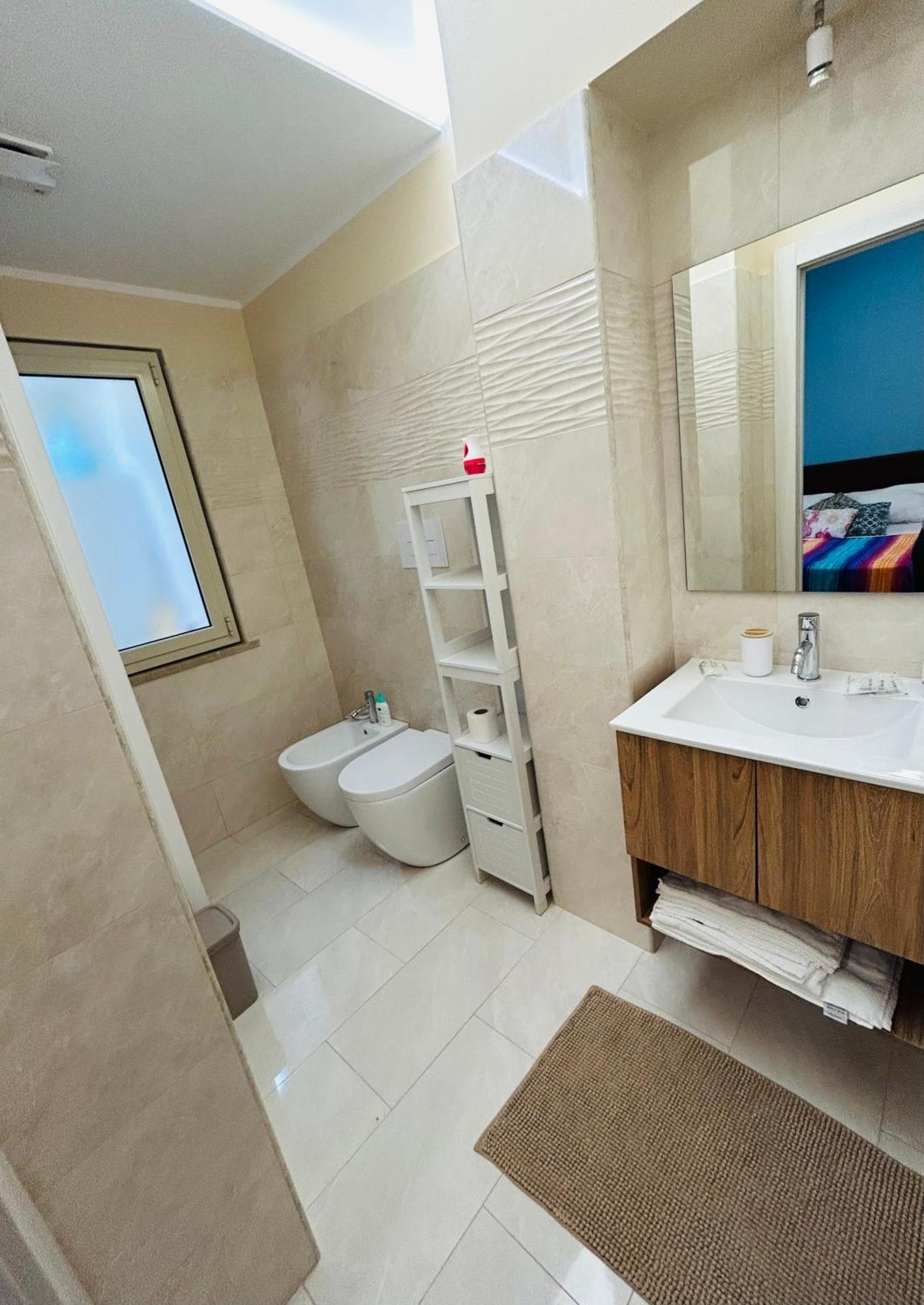Double Room Private Bathroom