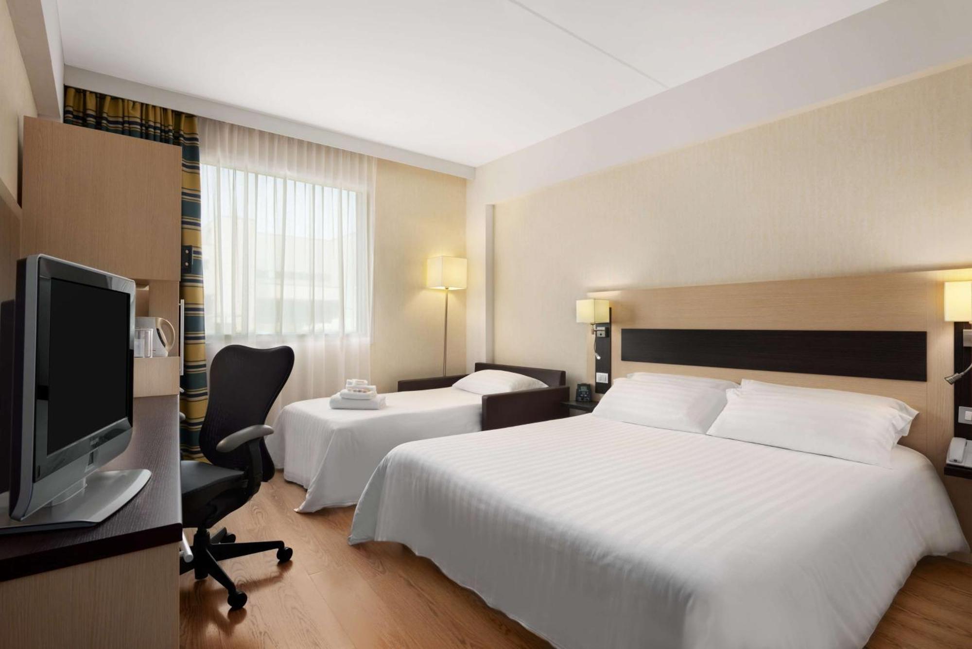 Chambre Lit King-Size avec Canapé-Lit