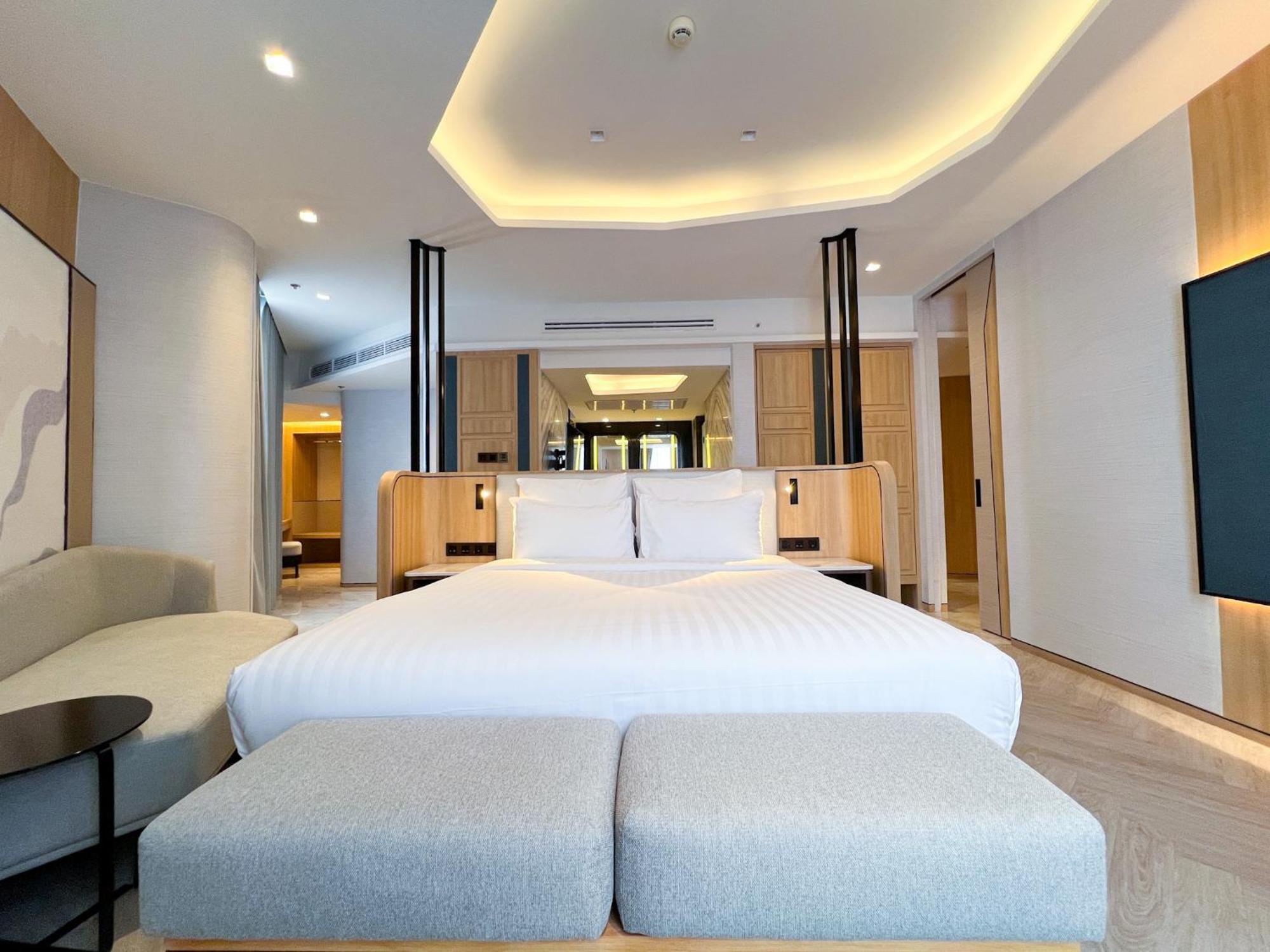 Executive King Suite with Lounge Access,1559993224:JPEG
